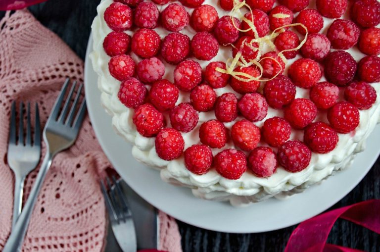Lemon Velvet Cake
