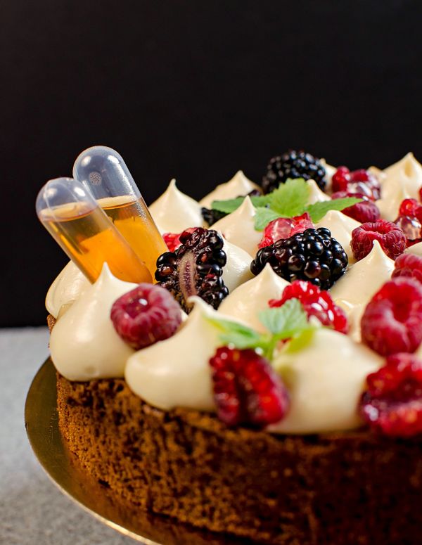 Amaretto Diplomat Tart