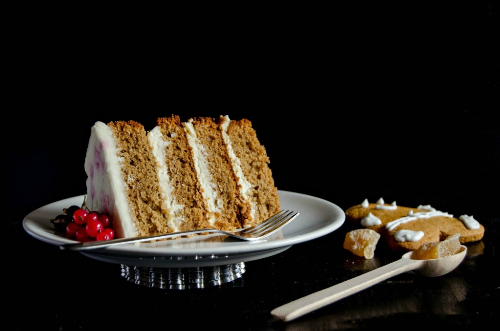 Apple Gingerbread Cake
