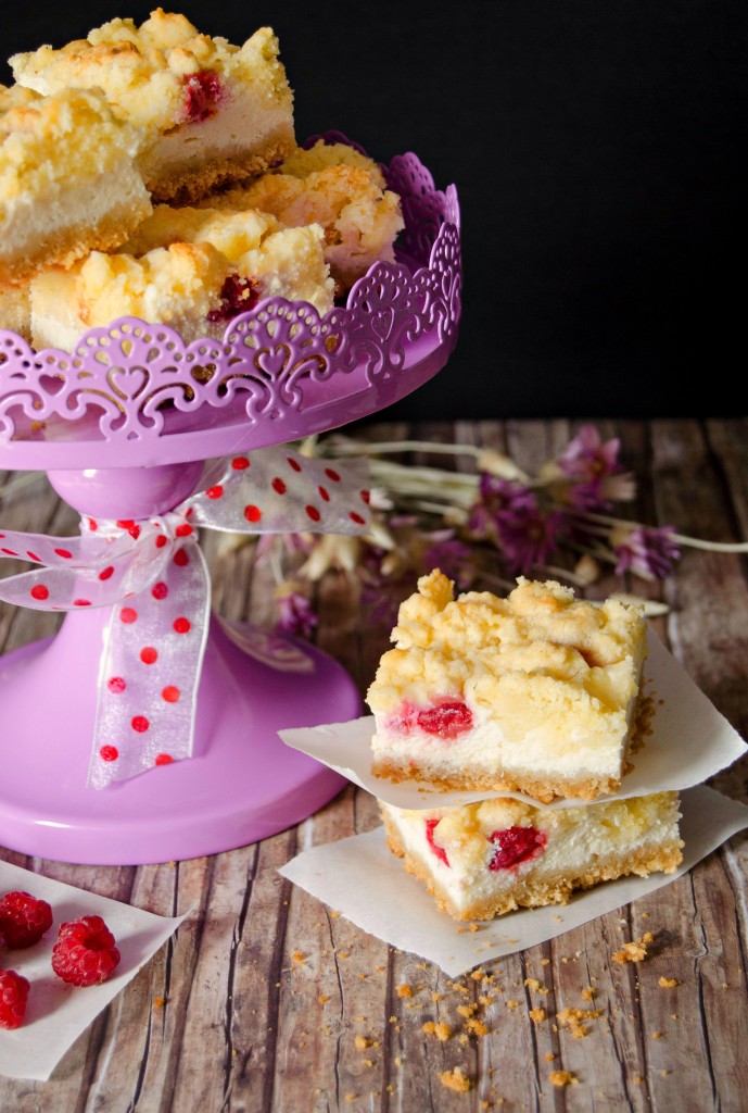 Raspberry cheesecake bars