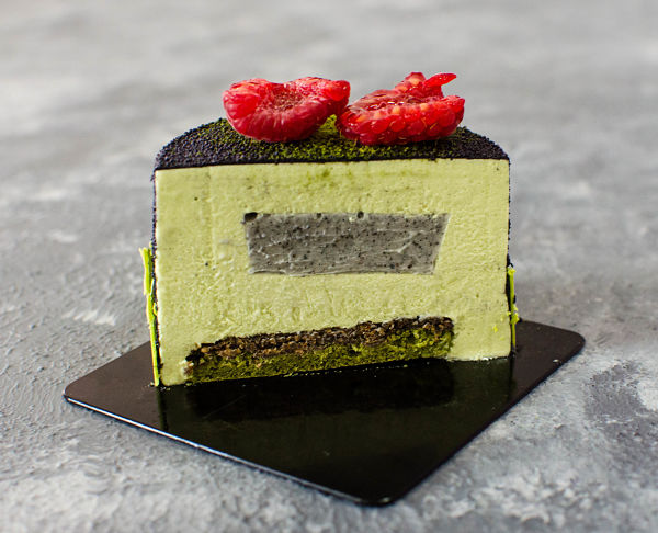 Matcha Black Sesame Petit-Gateaux