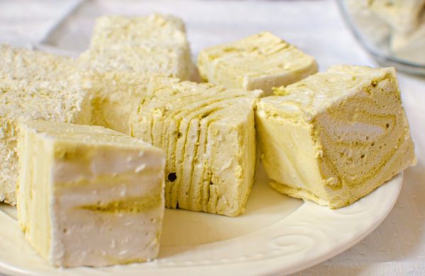 Matcha Swirled Marshmallows