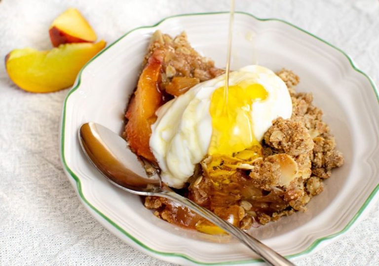 Oatmeal Fruit Crumble